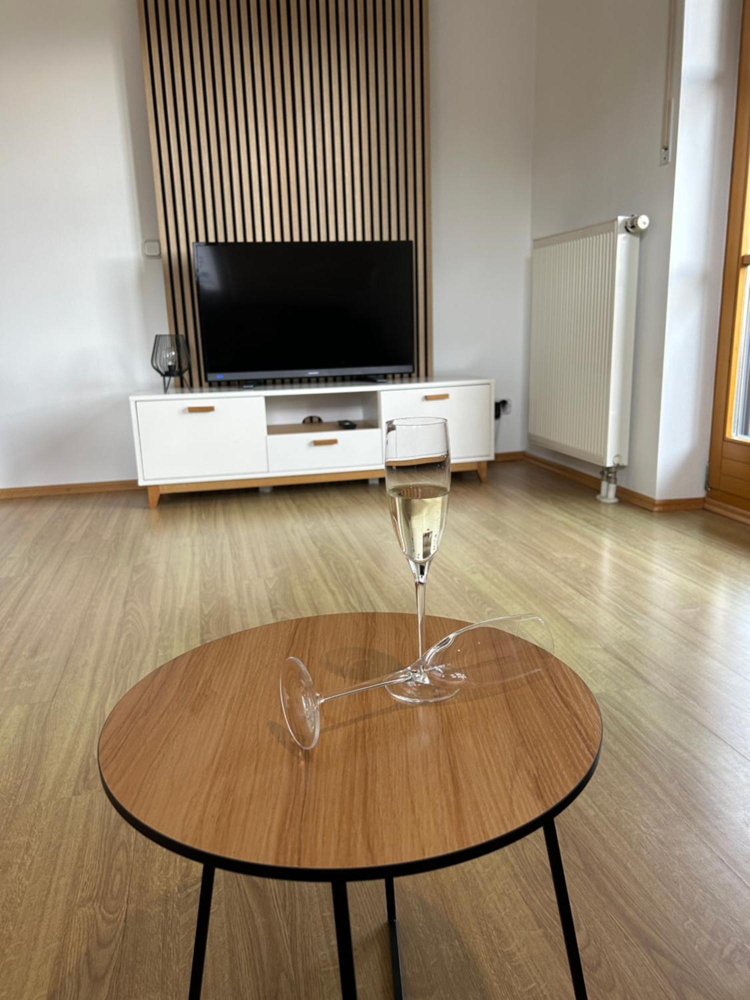 Gehobene Ferienwohnung Madera Campesina Hunderdorf Buitenkant foto